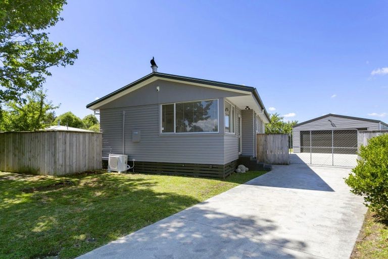 Photo of property in 27 Runuku Grove, Turangi, 3334