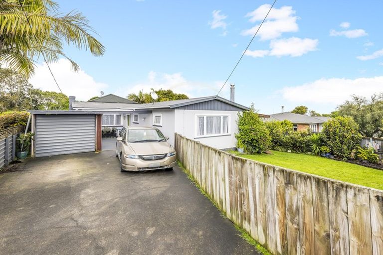 Photo of property in 1/5 Red Hill Road, Red Hill, Papakura, 2110