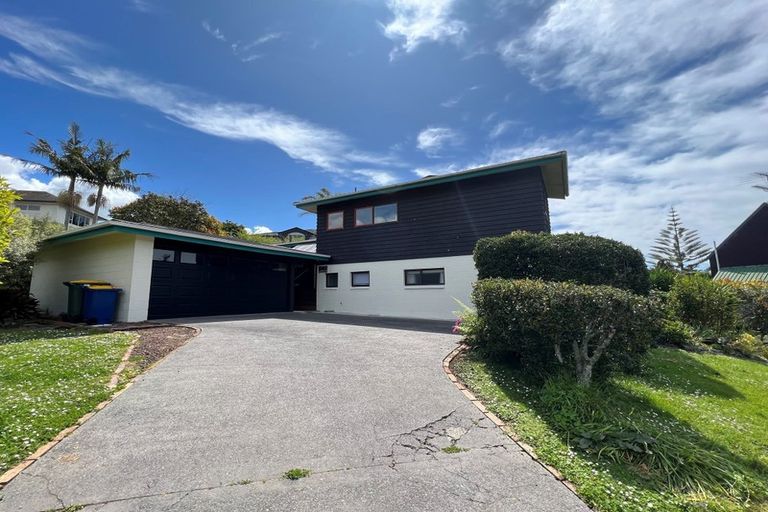 Photo of property in 50 Redwing Street, Browns Bay, Auckland, 0630