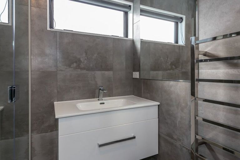 Photo of property in 4/112 Purchas Street, Edgeware, Christchurch, 8013