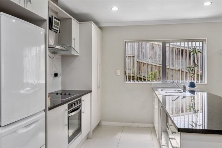 Photo of property in 9 Aditi Close, Massey, Auckland, 0614