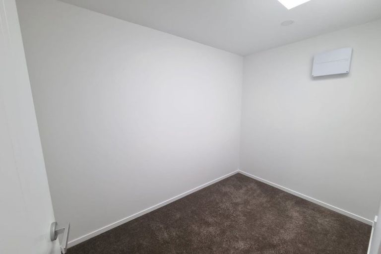 Photo of property in 80 Awatea Road, Hornby, Christchurch, 8025