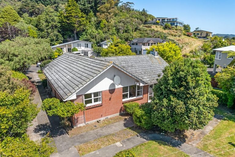 Photo of property in 30 Mccarthy Grove, Clouston Park, Upper Hutt, 5018