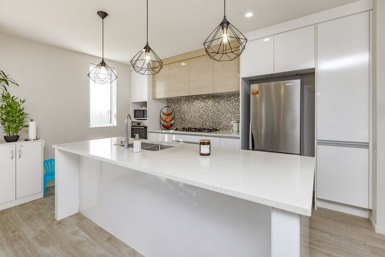 Photo of property in 67 Sapwood Crescent, Takanini, 2110