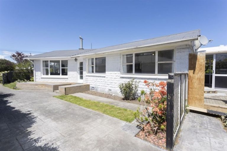 Photo of property in 5 Pimlico Place, Bishopdale, Christchurch, 8053