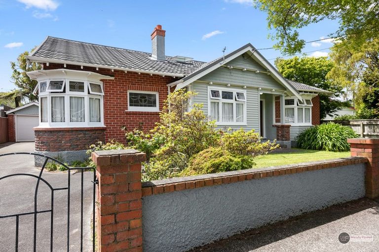 Photo of property in 1 Sherwood Street, Woburn, Lower Hutt, 5010