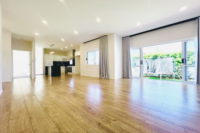 Photo of property in 3/29 South Street, Papakura, 2110