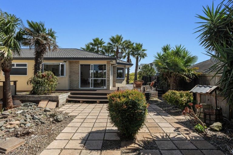 Photo of property in 34 Ohuirehe Road, Coastlands, Whakatane, 3120
