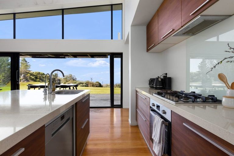 Photo of property in 449 Rodney Road, Big Omaha, 0985