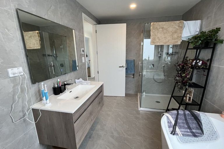 Photo of property in 5 Kapehu Road, Silverdale, 0932