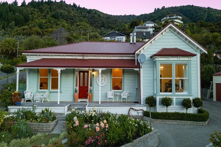 Photo of property in 7 Rutland Street, Picton, 7220