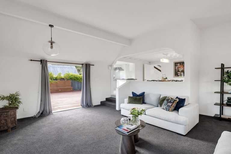 Photo of property in 6 Aiken Road, Saint Johns Hill, Whanganui, 4501