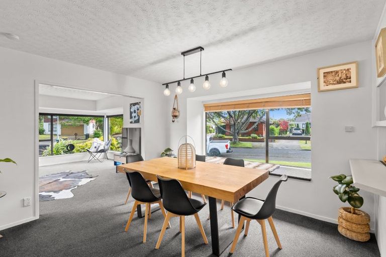 Photo of property in 45 Karnak Crescent, Russley, Christchurch, 8042