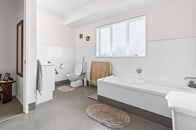 Photo of property in 44 Amber Drive, Tikipunga, Whangarei, 0112