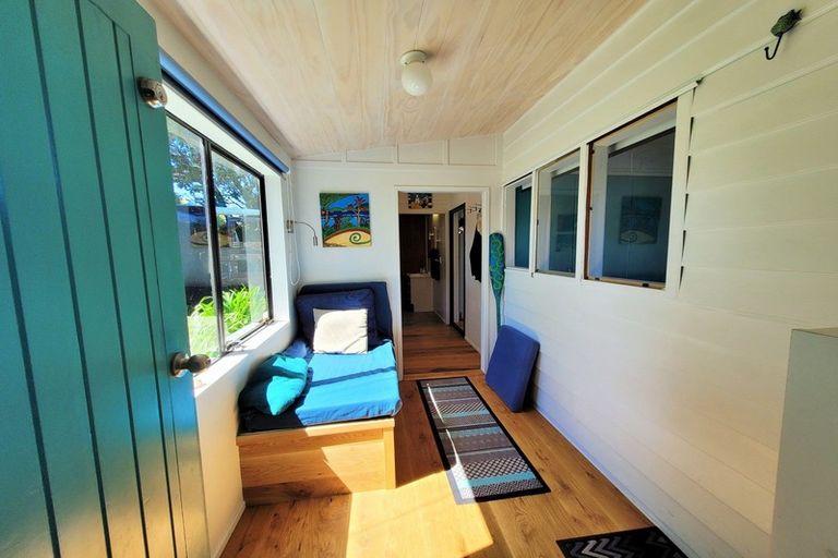 Photo of property in 6569 Pouto Road, Pouto, 0391