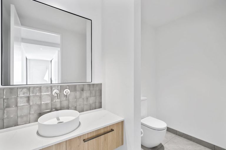 Photo of property in 27 Idris Road, Fendalton, Christchurch, 8052