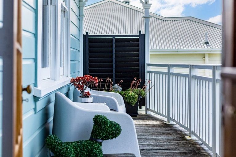 Photo of property in 9 Karepa Street, Brooklyn, Wellington, 6021