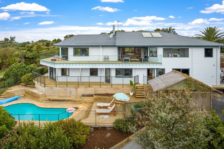Photo of property in 2 Kauri Drive, Sandspit, Warkworth, 0982
