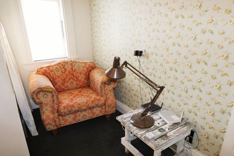 Photo of property in 16 Dalefield Road, Carterton, 5713