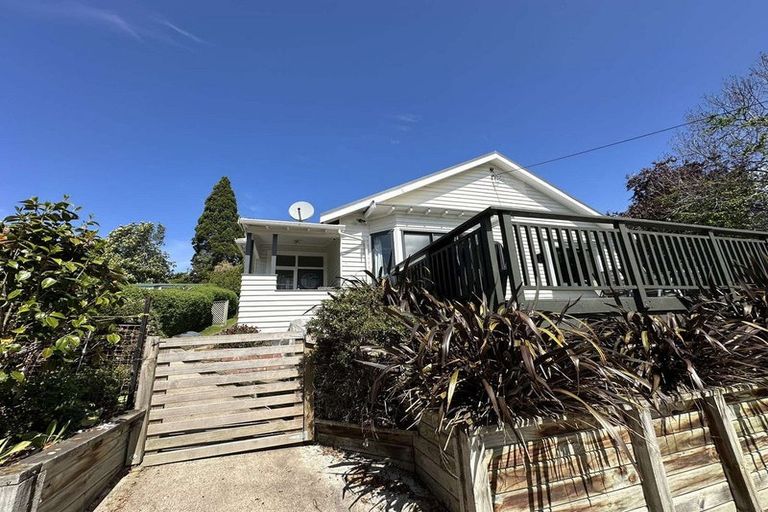 Photo of property in 128 Gladstone Road North, Mosgiel, 9024