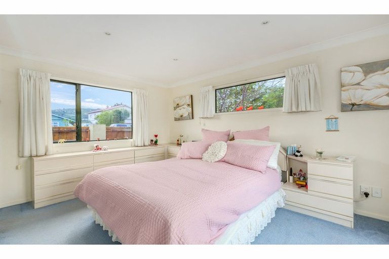 Photo of property in 9 South Street, Petone, Lower Hutt, 5012