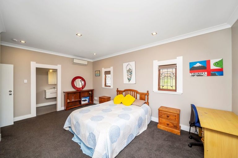 Photo of property in 19 Burns Street, Hawera, 4610