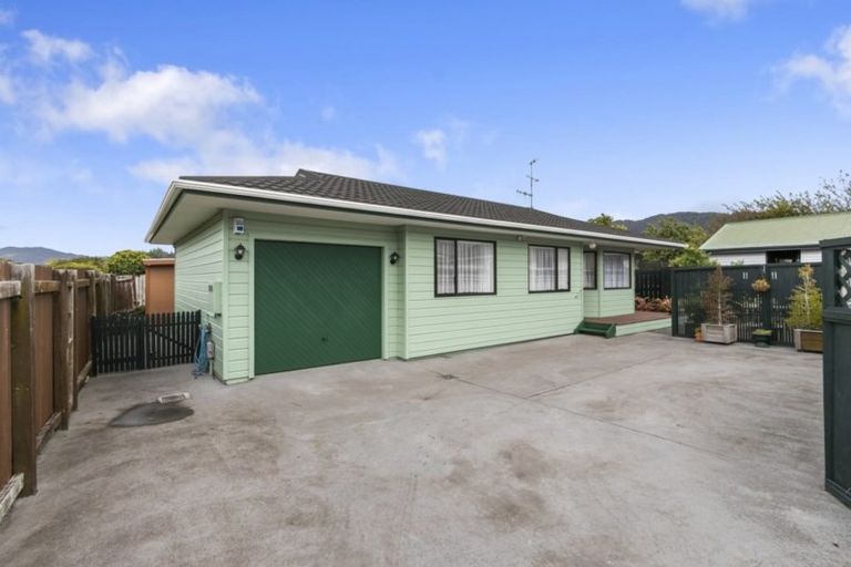 Photo of property in 16 Best Street, Wainuiomata, Lower Hutt, 5014