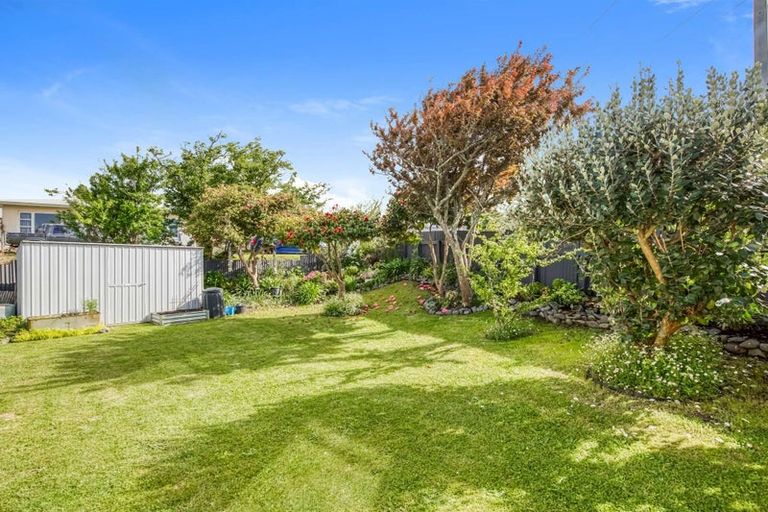 Photo of property in 37 Mosston Road, Castlecliff, Whanganui, 4501