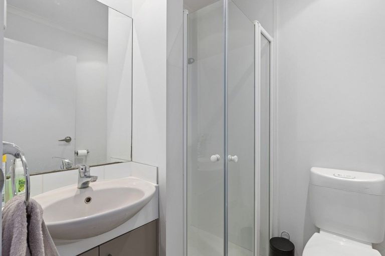 Photo of property in 2h Riro Street, Hamilton East, Hamilton, 3216