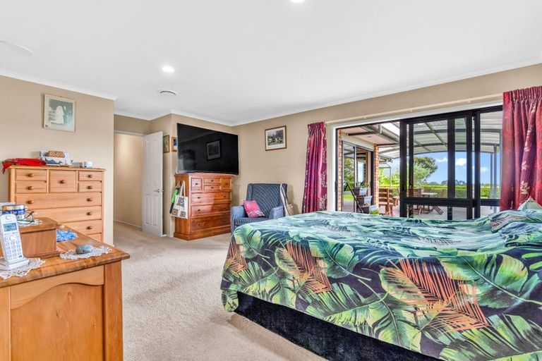 Photo of property in 325a Awai Road, Tarurutangi, New Plymouth, 4372