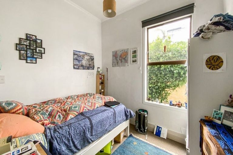 Photo of property in 37 Chilka Street, Berhampore, Wellington, 6023