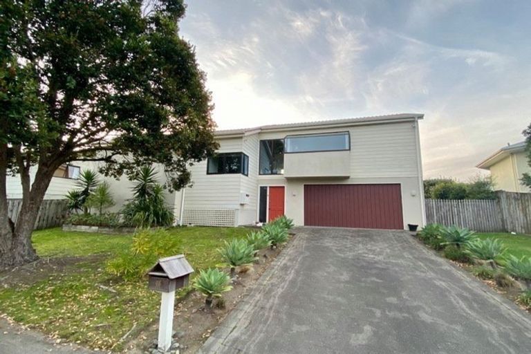 Photo of property in 48 Hicks Crescent, Waikanae Beach, Waikanae, 5036