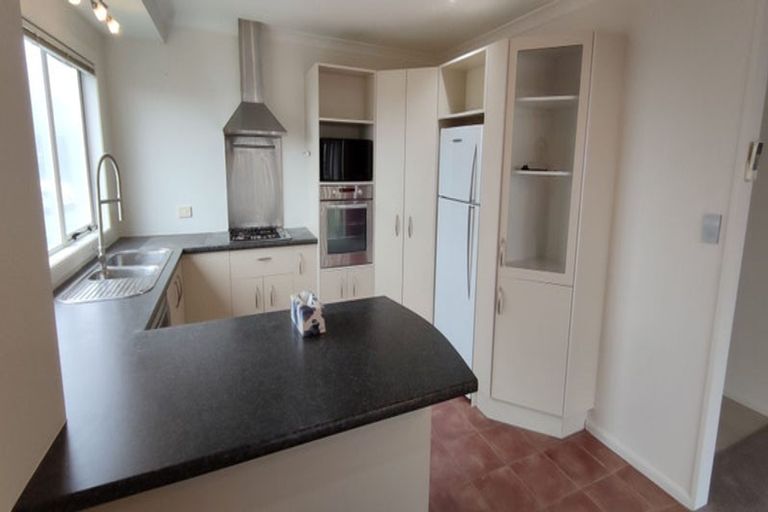 Photo of property in 4 Comber Place, Johnsonville, Wellington, 6037