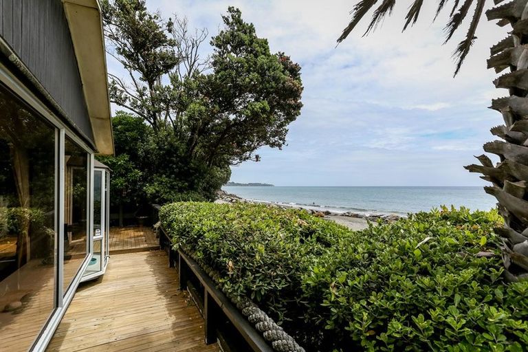 Photo of property in 25-27 Onaero Beach Road, Onaero, Waitara, 4383