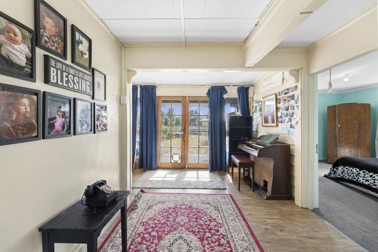 Photo of property in 10 Sandown Street, Waihola, Milton, 9073