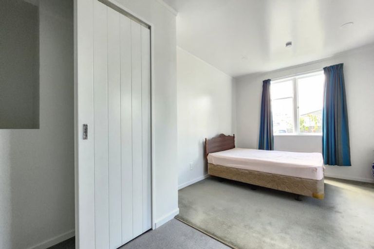 Photo of property in 35 Turkington Street, Tawa, Wellington, 5028