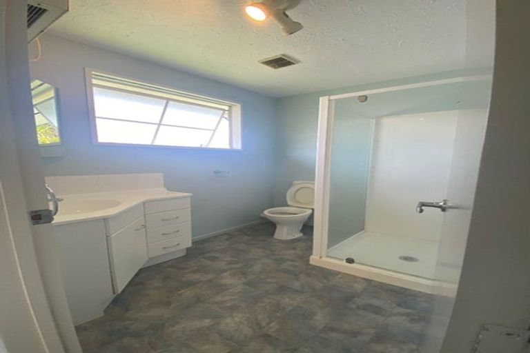 Photo of property in 24 Corfe Street, Ilam, Christchurch, 8041