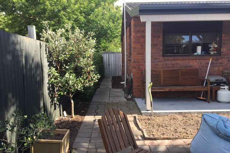 Photo of property in 1/50 Avalon Street, Richmond, Christchurch, 8013