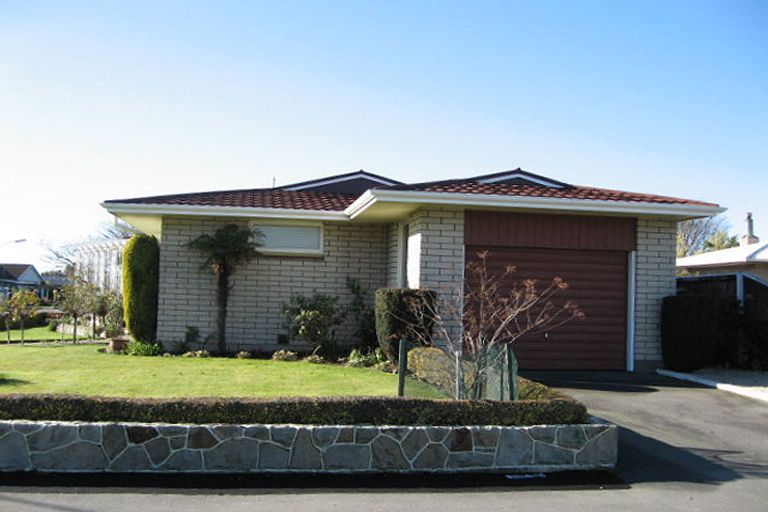 Photo of property in 24 Templetons Road, Hillmorton, Christchurch, 8025