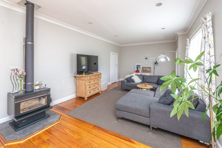Photo of property in 97 Liverpool Street, College Estate, Whanganui, 4500