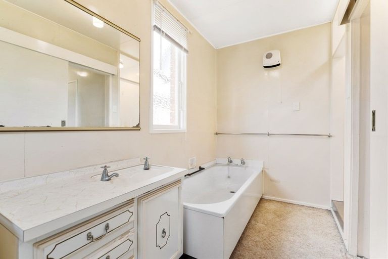 Photo of property in 34b Bay View Road, South Dunedin, Dunedin, 9012