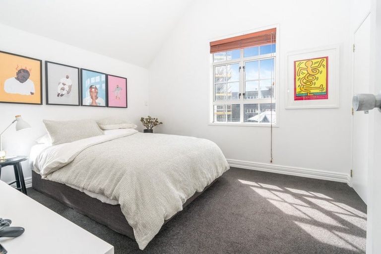 Photo of property in 7 Murphy Street, Thorndon, Wellington, 6011