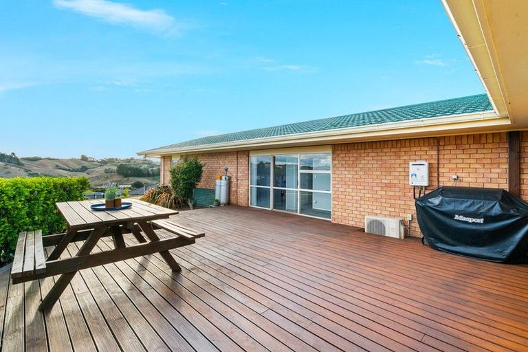 Photo of property in 14 Noble Lane, Pokeno, 2402