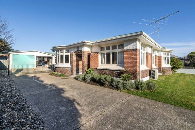 Photo of property in 17 Hardy Street, Strathern, Invercargill, 9812