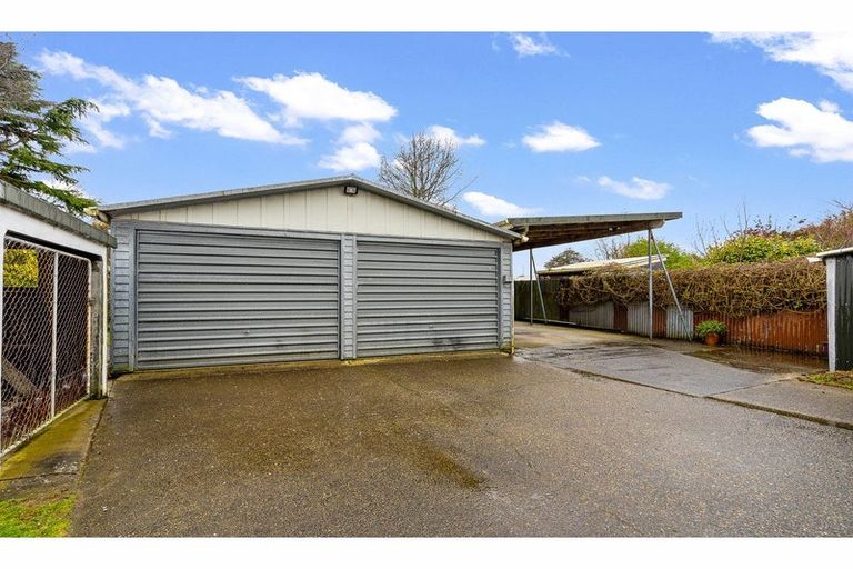 Photo of property in 1 Collean Street, Wallacetown, 9816