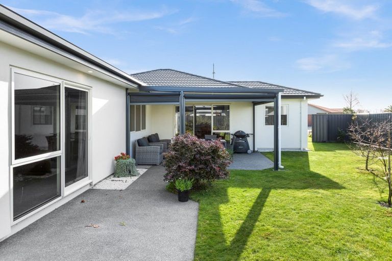 Photo of property in 12 Rotoiti Way, Poraiti, Napier, 4112