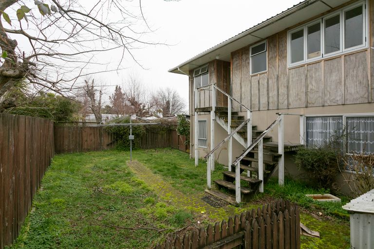 Photo of property in 2/8 Parata Street, Two Mile Bay, Taupo, 3330