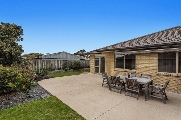Photo of property in 14 Omega Place, Coastlands, Whakatane, 3120