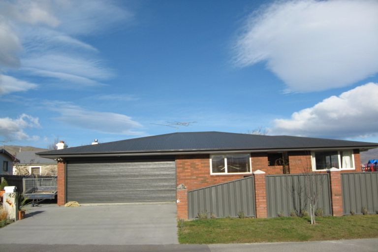 Photo of property in 42 Donegal Street, Cromwell, 9310