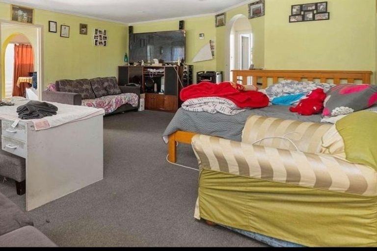 Photo of property in 22 Claude Avenue, Papatoetoe, Auckland, 2025